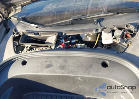 2023 Tesla Model 3 Performance Dual Motor All-Wheel Drive z USA, uszkodzony, nr VIN 5YJ3E1EC8PF585266